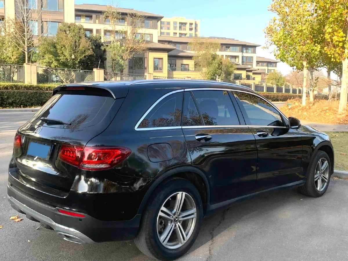 2021 Mercedes-Benz GLC Class 2.0T 197HP L4 9AT,autocango,china used car exporter,china ev exporter,chinese used car exporter,chinese used ev exporter