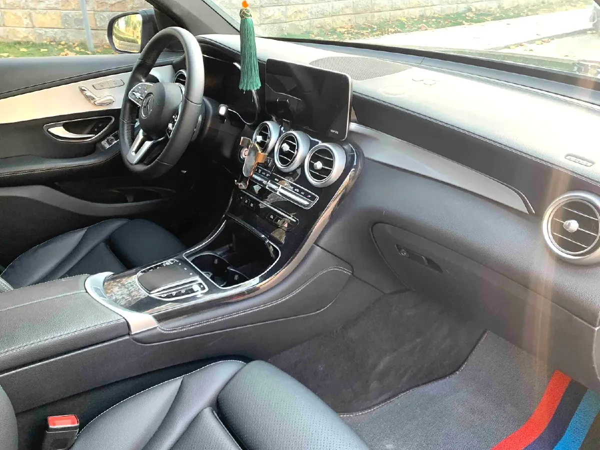 2021 Mercedes-Benz GLC Class 2.0T 197HP L4 9AT,autocango,china used car exporter,china ev exporter,chinese used car exporter,chinese used ev exporter