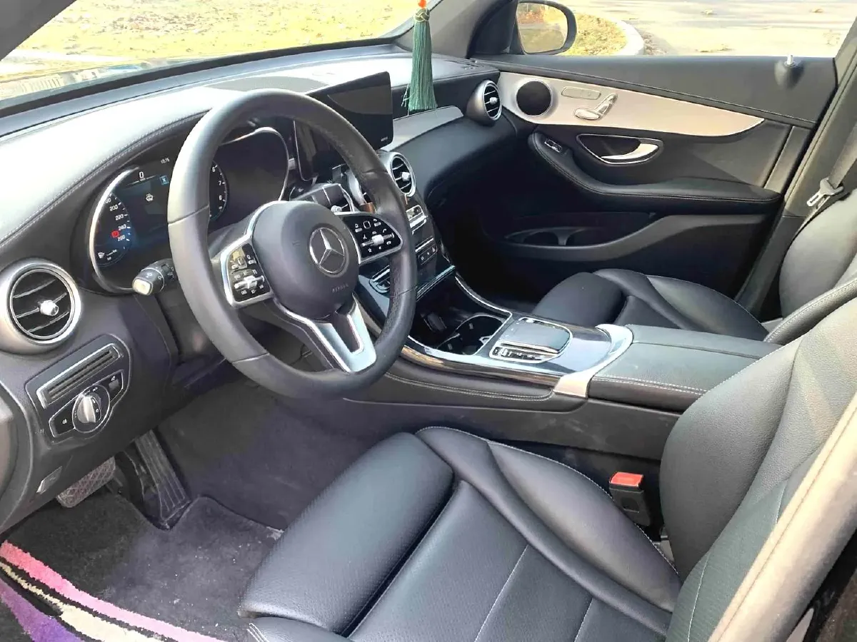 2021 Mercedes-Benz GLC Class 2.0T 197HP L4 9AT,autocango,china used car exporter,china ev exporter,chinese used car exporter,chinese used ev exporter