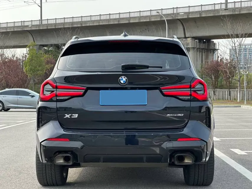2022 BMW X3 2.0T 252HP L4 8AT,autocango,china used car exporter,china ev exporter,chinese used car exporter,chinese used ev exporter