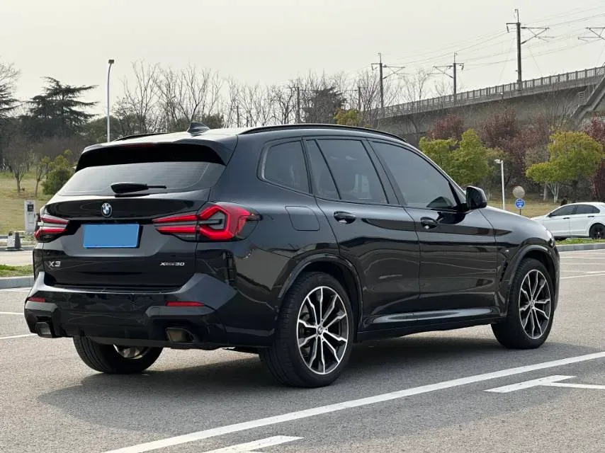 2022 BMW X3 2.0T 252HP L4 8AT,autocango,china used car exporter,china ev exporter,chinese used car exporter,chinese used ev exporter