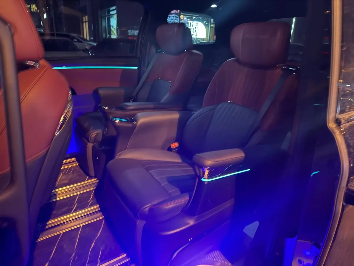 2023 GAC Trumpchi M8 2.0T 252HP L4 8AT,autocango,china used car exporter,china ev exporter,chinese used car exporter,chinese used ev exporter