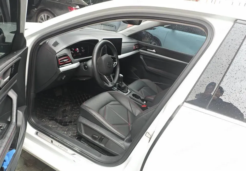 2024 Volkswagen Lavida 1.5T 160HP L4 7DCT,autocango,china used car exporter,china ev exporter,chinese used car exporter,chinese used ev exporter