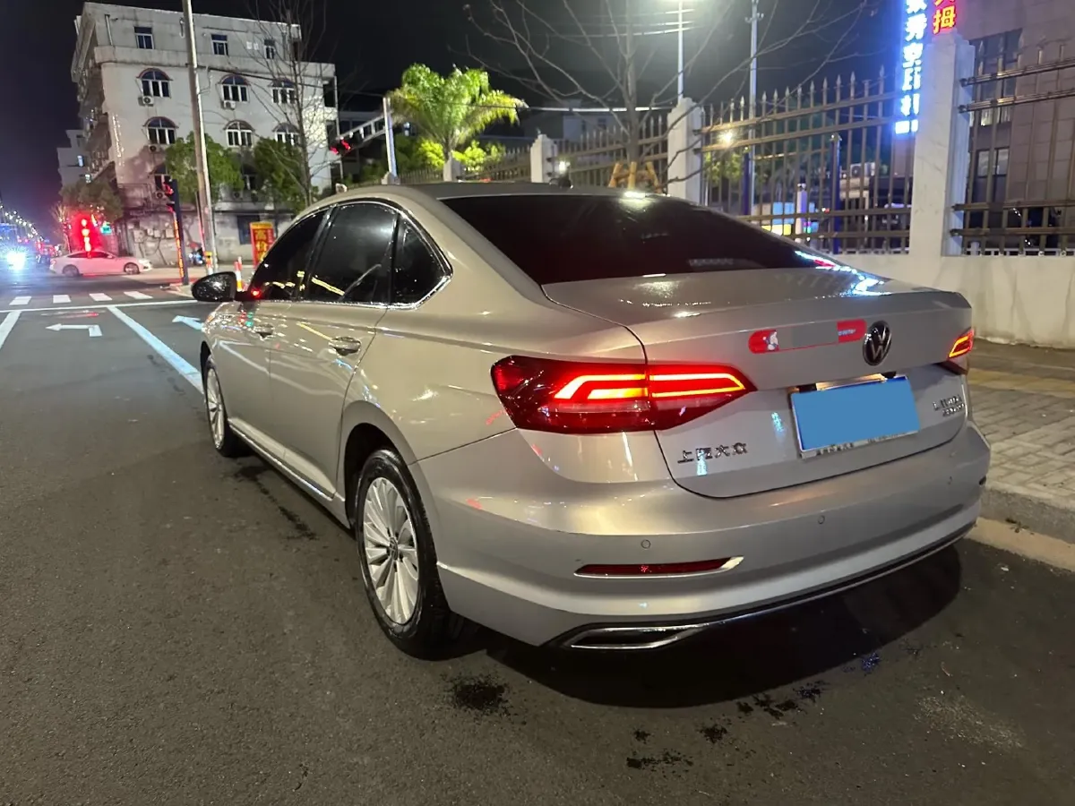 2018 Skoda Karoq 1.4T 150HP L4 7DCT,autocango,china used car exporter,china ev exporter,chinese used car exporter,chinese used ev exporter