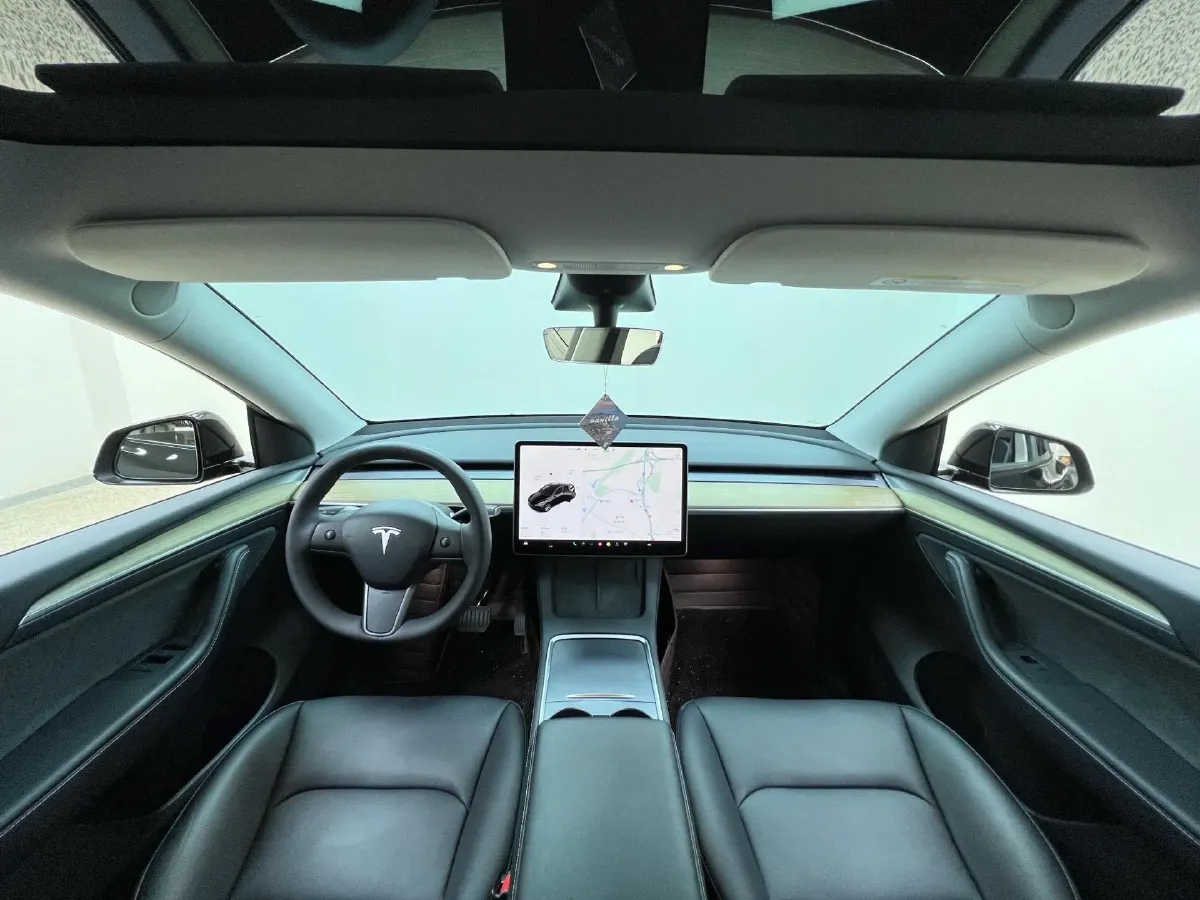 2022 Tesla Model Y BEV 60KWH,autocango,china used car exporter,china ev exporter,chinese used car exporter,chinese used ev exporter