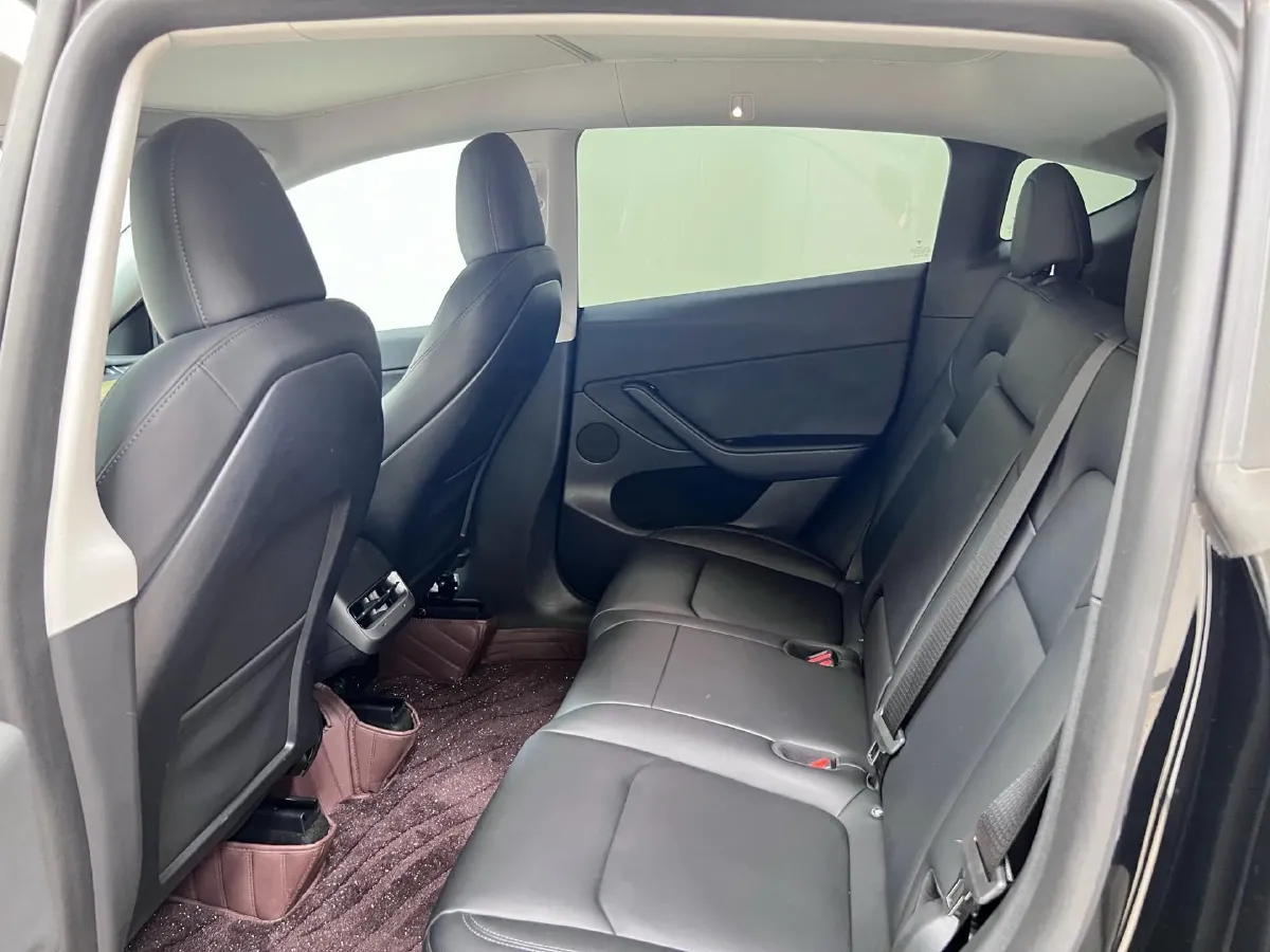 2022 Tesla Model Y BEV 60KWH,autocango,china used car exporter,china ev exporter,chinese used car exporter,chinese used ev exporter