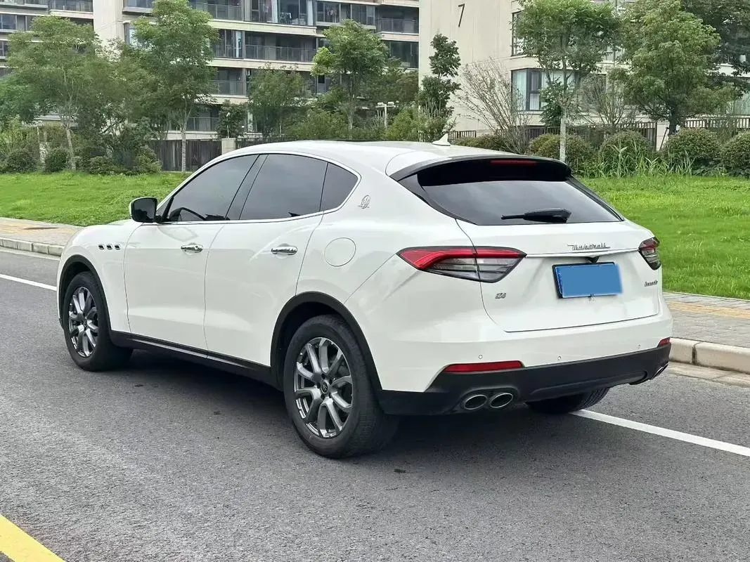 2021 Maserati Levante 3.0T 350HP V6 8AT,autocango,china used car exporter,china ev exporter,chinese used car exporter,chinese used ev exporter