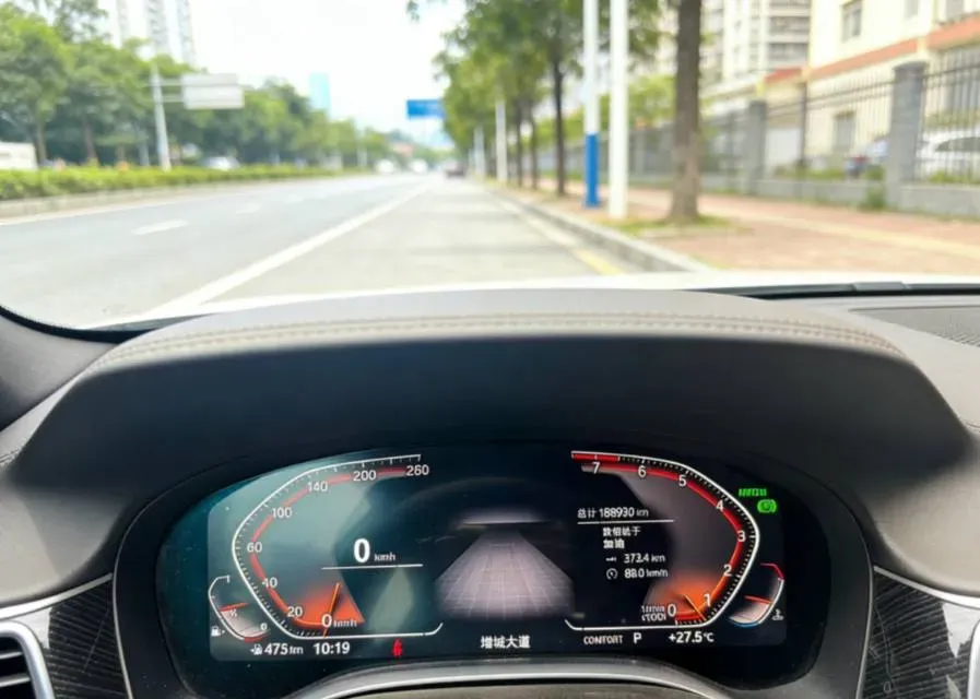 2019 BMW 7 Series 3.0T 340HP L6 8AT,autocango,china used car exporter,china ev exporter,chinese used car exporter,chinese used ev exporter