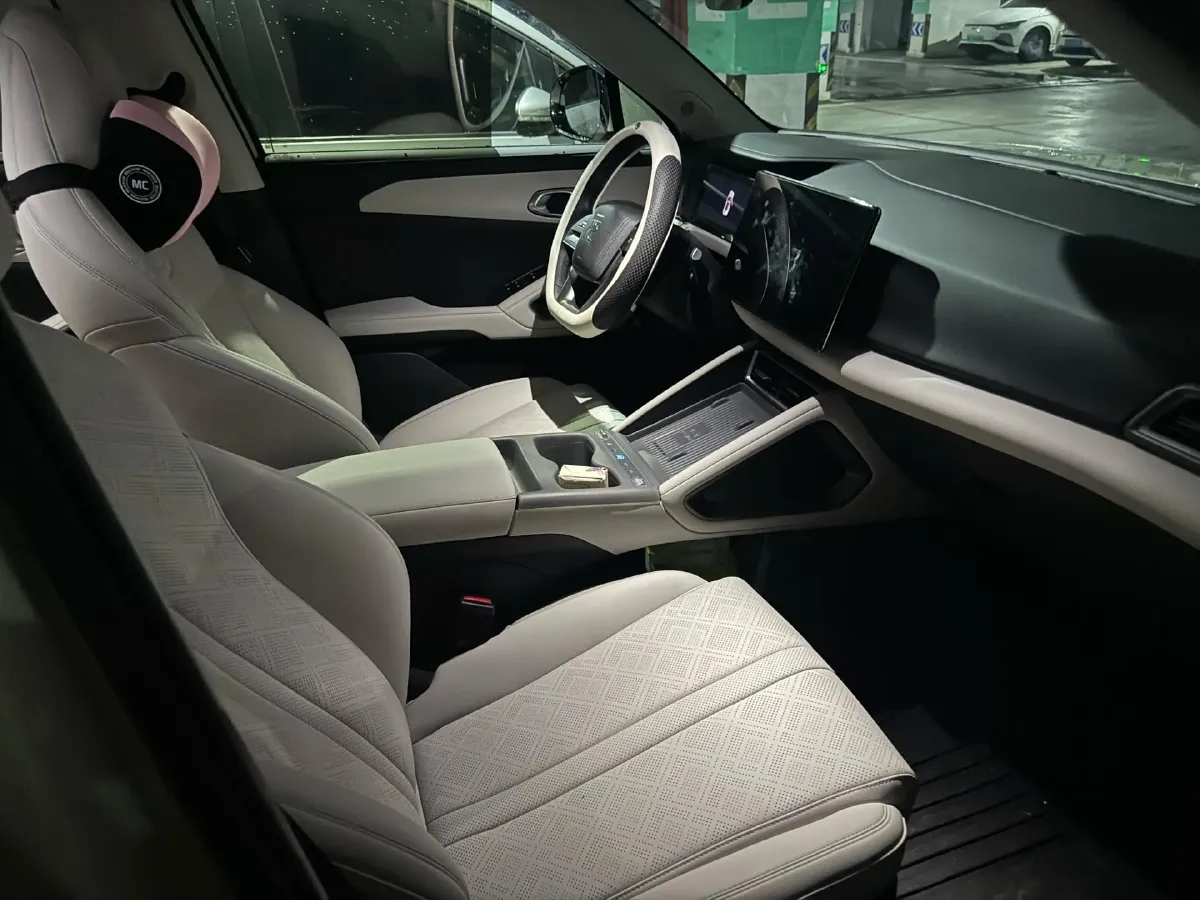 2024 BYD YuanUP BEV 45.12KWH,autocango,china used car exporter,china ev exporter,chinese used car exporter,chinese used ev exporter