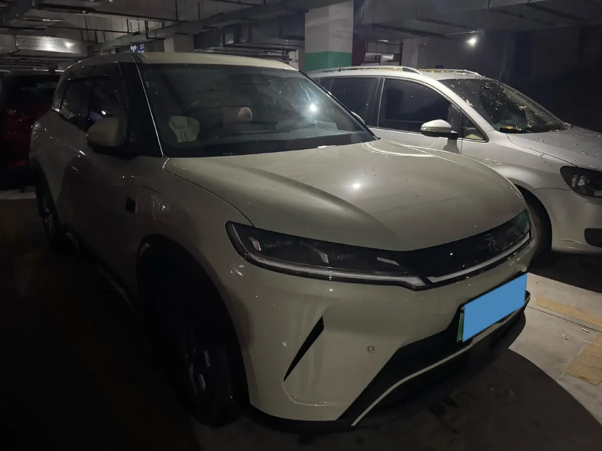 2024 BYD YuanUP BEV 45.12KWH,autocango,china used car exporter,china ev exporter,chinese used car exporter,chinese used ev exporter