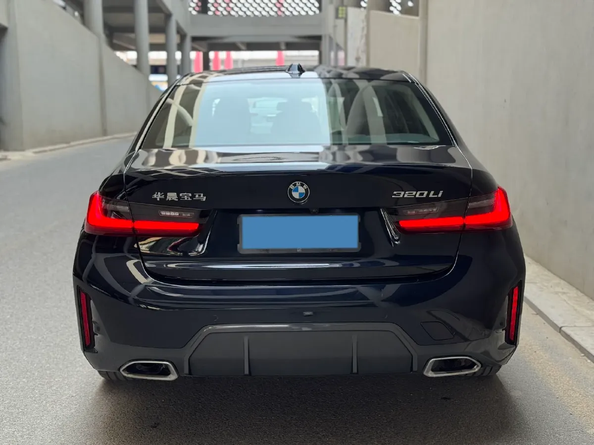 2023 BMW 3 Series 2.0T 156HP L4 8AT,autocango,china used car exporter,china ev exporter,chinese used car exporter,chinese used ev exporter