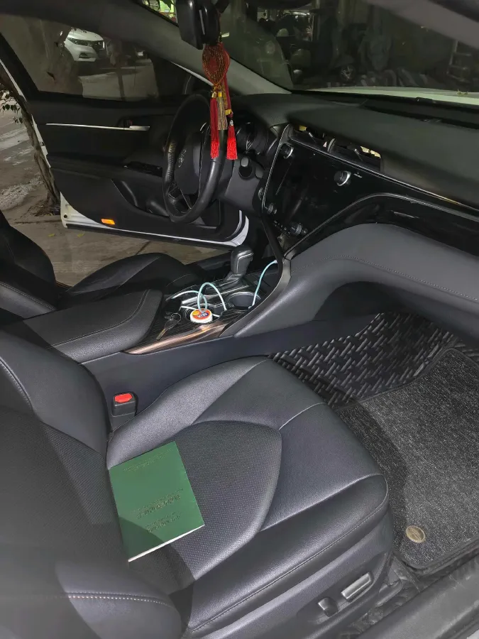 2019 Toyota Camry 2.5L 209HP L4 8AT,autocango,china used car exporter,china ev exporter,chinese used car exporter,chinese used ev exporter