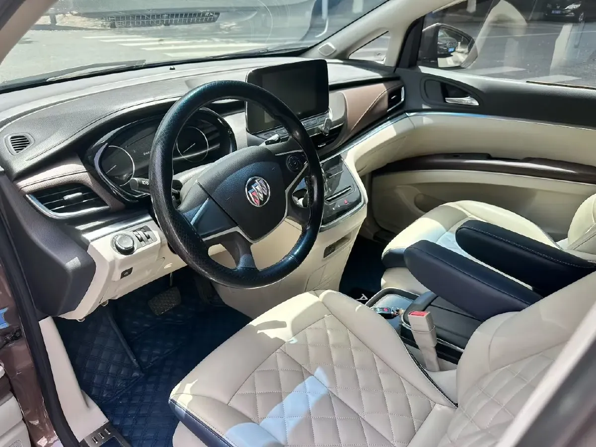 2021 Buick GL8 2.0T 237HP L4 9AT,autocango,china used car exporter,china ev exporter,chinese used car exporter,chinese used ev exporter