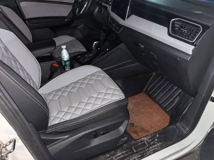 2025 Volkswagen Tayron 2.0T 186HP L4 7DCT,autocango,china used car exporter,china ev exporter,chinese used car exporter,chinese used ev exporter