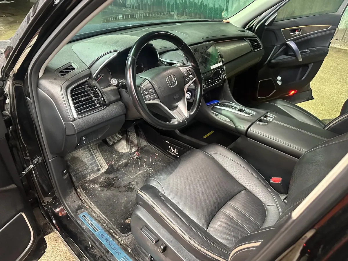 2020 Honda Avancier 2.0T 272HP L4 9AT,autocango,china used car exporter,china ev exporter,chinese used car exporter,chinese used ev exporter