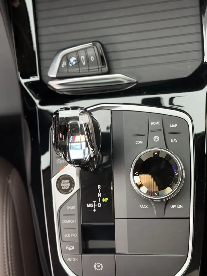 2022 BMW X3 2.0T 184HP L4 8AT,autocango,china used car exporter,china ev exporter,chinese used car exporter,chinese used ev exporter