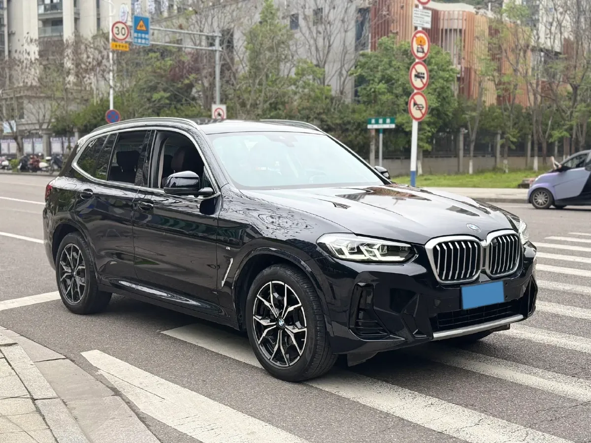 2022 BMW X3 2.0T 184HP L4 8AT,autocango,china used car exporter,china ev exporter,chinese used car exporter,chinese used ev exporter