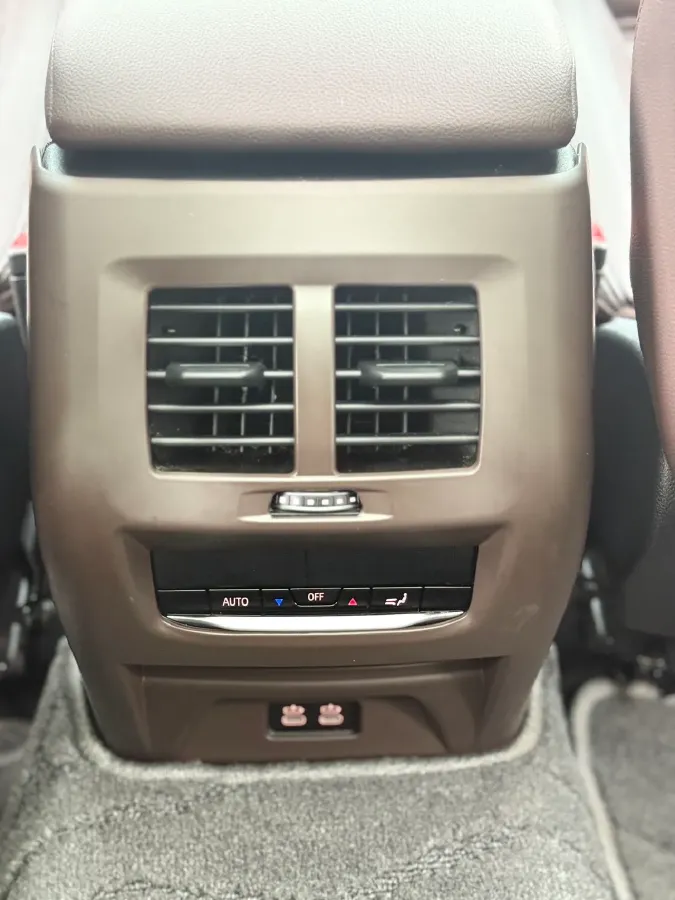 2022 BMW X3 2.0T 184HP L4 8AT,autocango,china used car exporter,china ev exporter,chinese used car exporter,chinese used ev exporter