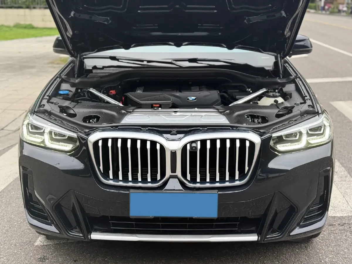 2022 BMW X3 2.0T 184HP L4 8AT,autocango,china used car exporter,china ev exporter,chinese used car exporter,chinese used ev exporter