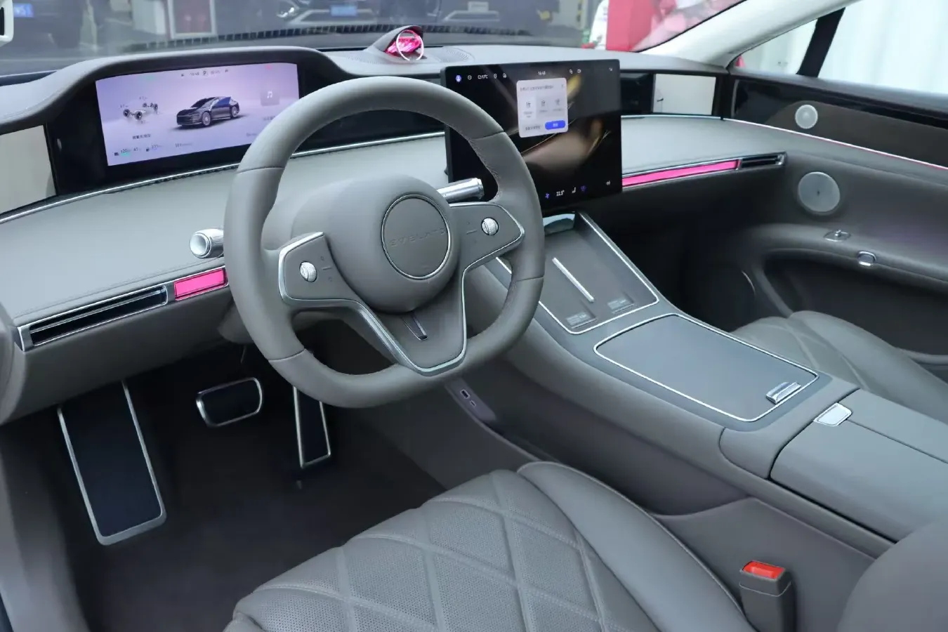 2025 HIMA Stelato S9 REEV 160HP REEV,autocango,china used car exporter,china ev exporter,chinese used car exporter,chinese used ev exporter