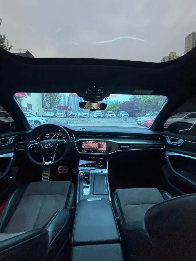 2023 Audi A6L 2.0T 245HP L4 7DCT,autocango,china used car exporter,china ev exporter,chinese used car exporter,chinese used ev exporter