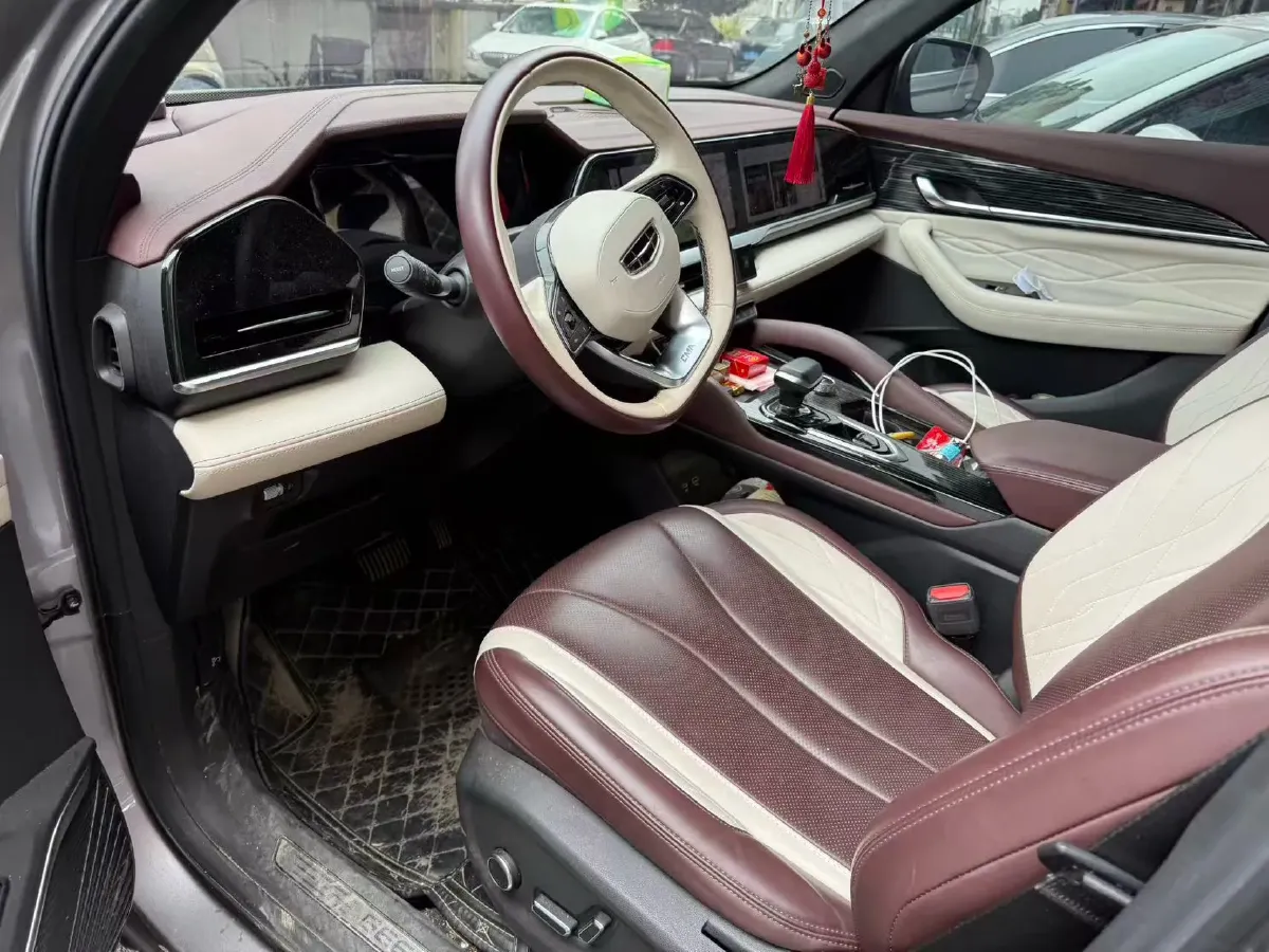 2023 Geely StarRay 2.0T 218HP L4 7DCT,autocango,china used car exporter,china ev exporter,chinese used car exporter,chinese used ev exporter