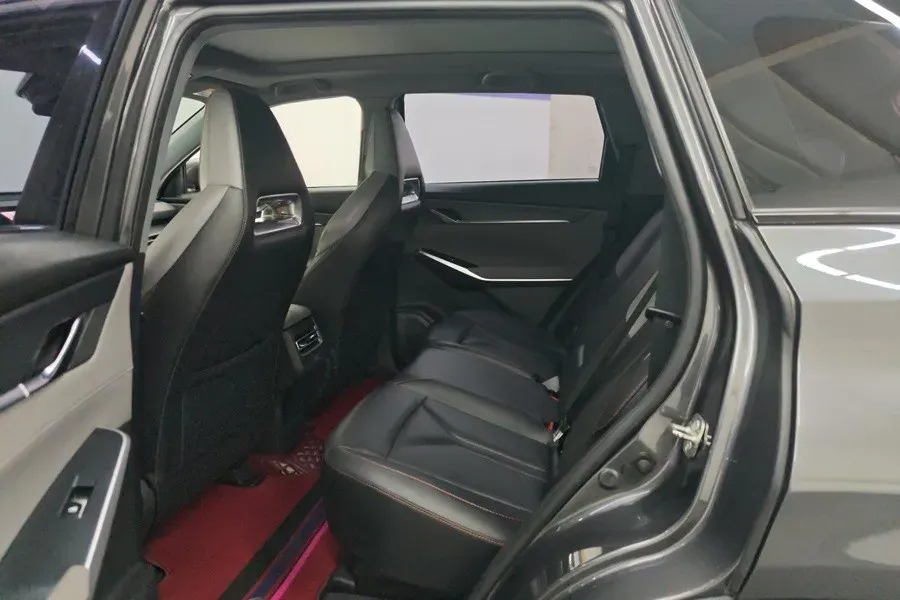 2022 ChangAn CS75 Plus 1.5T 178HP L4 6AT,autocango,china used car exporter,china ev exporter,chinese used car exporter,chinese used ev exporter