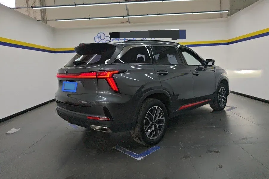 2022 ChangAn CS75 Plus 1.5T 178HP L4 6AT,autocango,china used car exporter,china ev exporter,chinese used car exporter,chinese used ev exporter