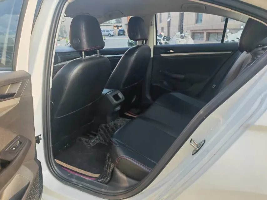 2020 Volkswagen Bora 1.5L 113HP L4 6AT,autocango,china used car exporter,china ev exporter,chinese used car exporter,chinese used ev exporter