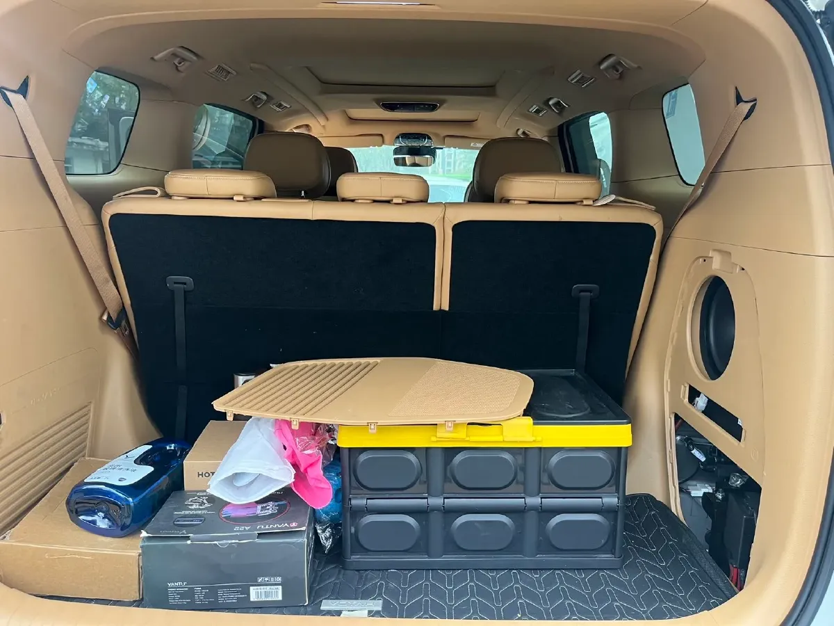 2022 Voyah Dream 1.5T 136HP L4 PHEV 25.57KWH,autocango,china used car exporter,china ev exporter,chinese used car exporter,chinese used ev exporter