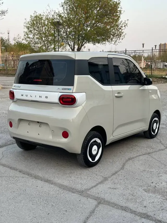 2024 WuLing HongGuang MINI EV BEV 17.3KWH,autocango,china used car exporter,china ev exporter,chinese used car exporter,chinese used ev exporter