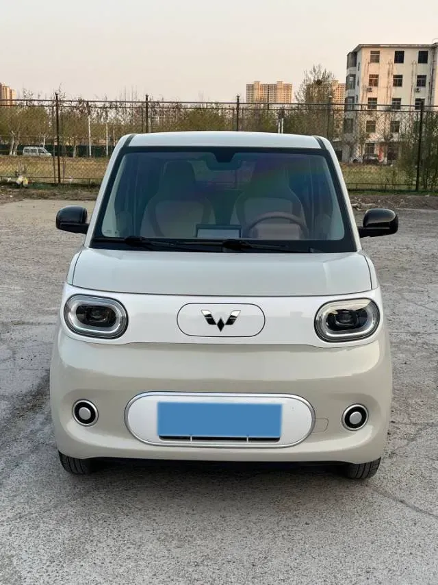 2024 WuLing HongGuang MINI EV BEV 17.3KWH,autocango,china used car exporter,china ev exporter,chinese used car exporter,chinese used ev exporter