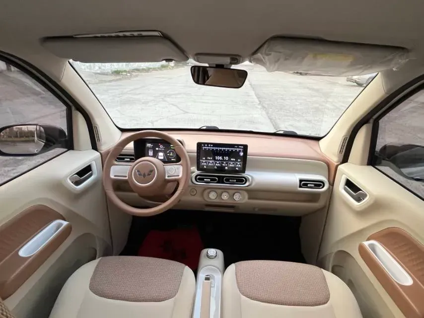 2024 WuLing HongGuang MINI EV BEV 17.3KWH,autocango,china used car exporter,china ev exporter,chinese used car exporter,chinese used ev exporter