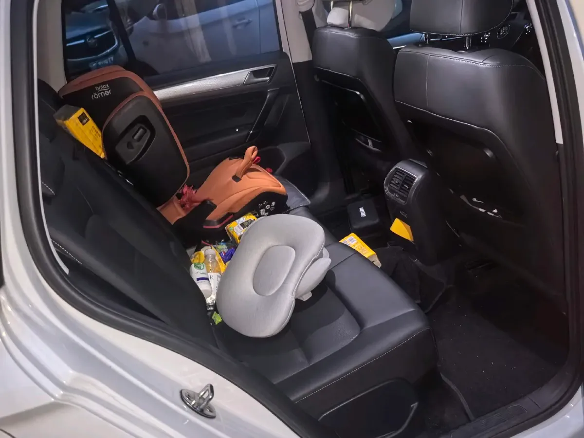 2019 Volkswagen Golf Sportsvan 1.4T 150HP L4 7DCT,autocango,china used car exporter,china ev exporter,chinese used car exporter,chinese used ev exporter