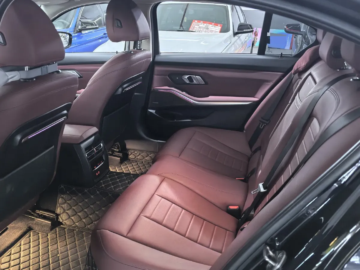 2021 BMW 3 Series 2.0T 184HP L4 8AT,autocango,china used car exporter,china ev exporter,chinese used car exporter,chinese used ev exporter