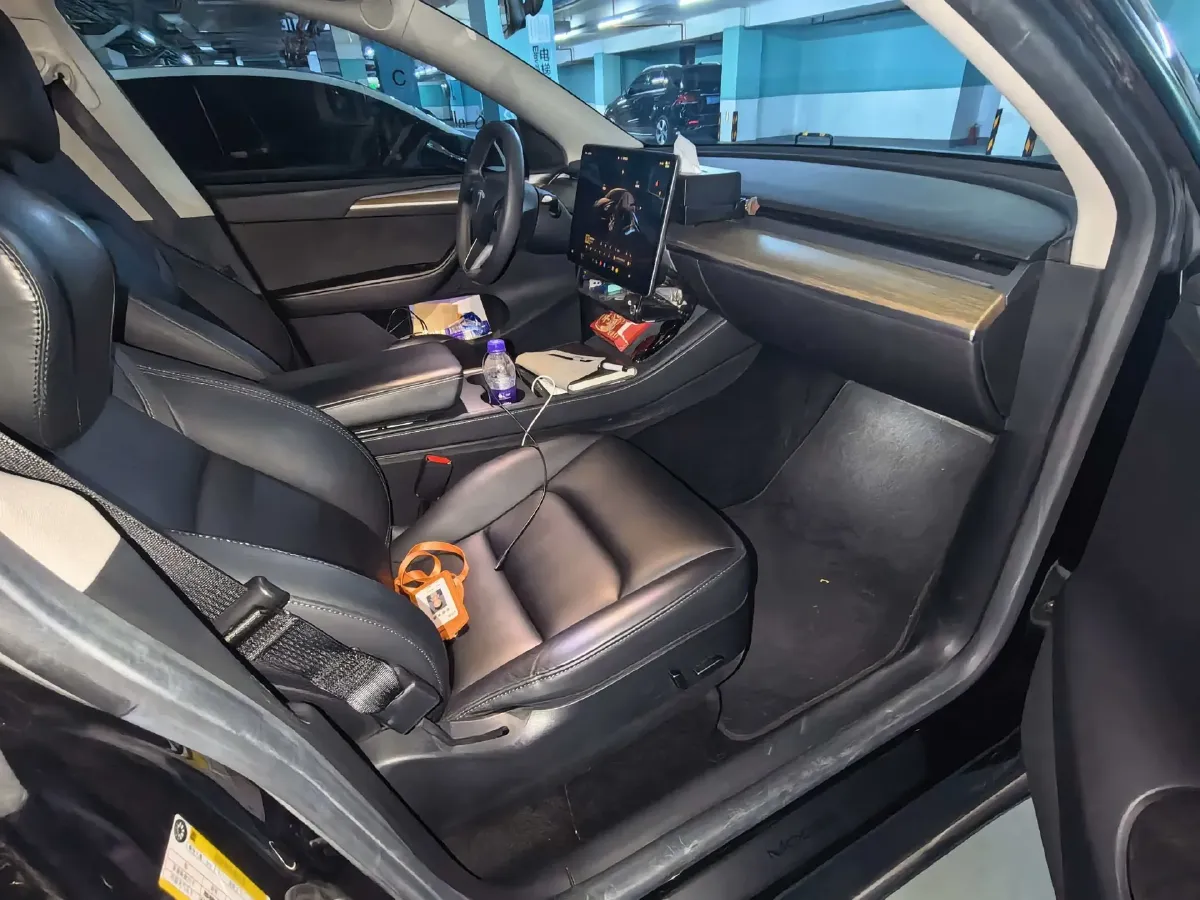 2022 Tesla Model Y BEV 60KWH,autocango,china used car exporter,china ev exporter,chinese used car exporter,chinese used ev exporter