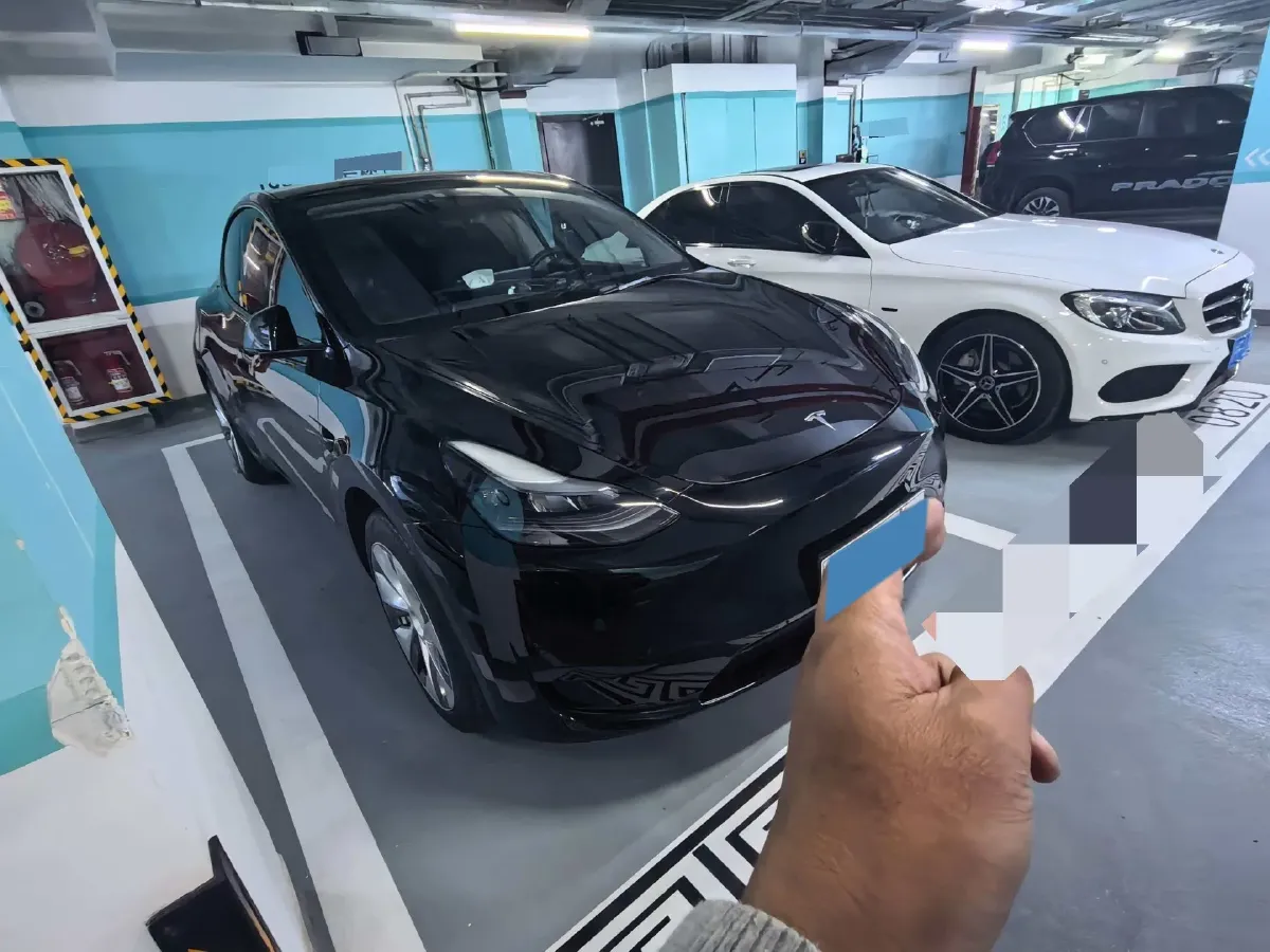 2022 Tesla Model Y BEV 60KWH,autocango,china used car exporter,china ev exporter,chinese used car exporter,chinese used ev exporter