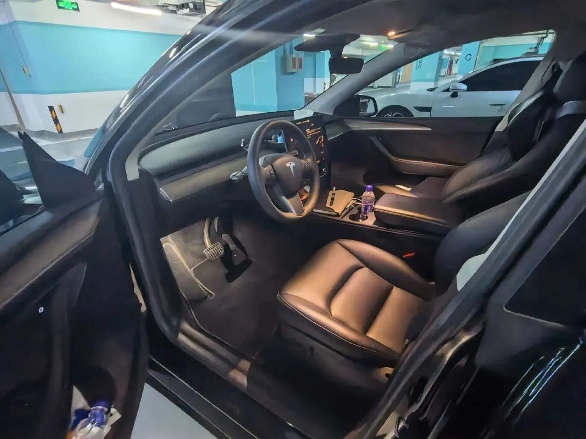 2022 Tesla Model Y BEV 60KWH,autocango,china used car exporter,china ev exporter,chinese used car exporter,chinese used ev exporter