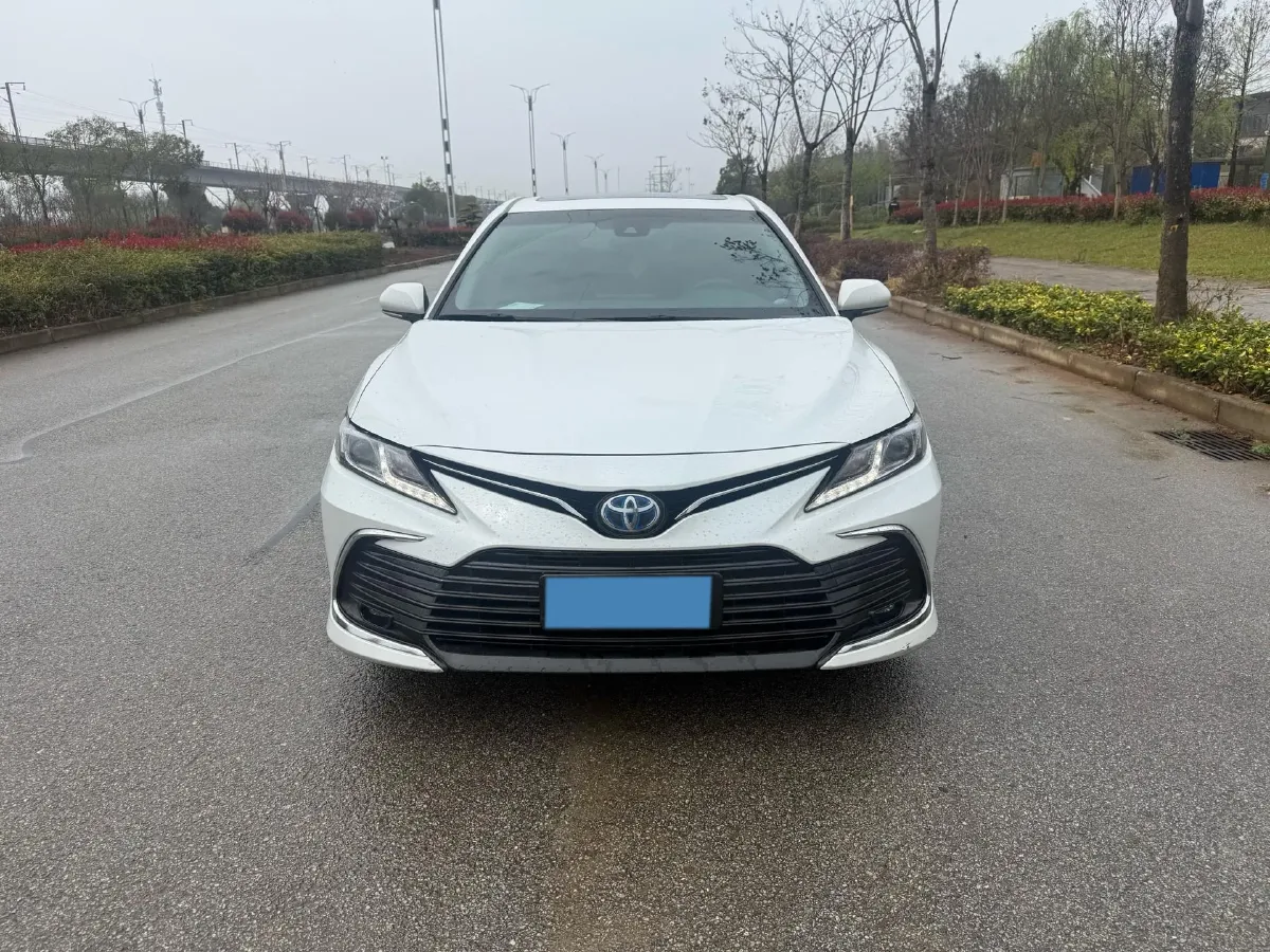 2023 Toyota Camry 2.5L 178HP L4 E-CVT Hybrid,autocango,china used car exporter,china ev exporter,chinese used car exporter,chinese used ev exporter