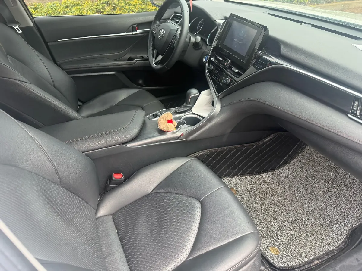 2023 Toyota Camry 2.5L 178HP L4 E-CVT Hybrid,autocango,china used car exporter,china ev exporter,chinese used car exporter,chinese used ev exporter