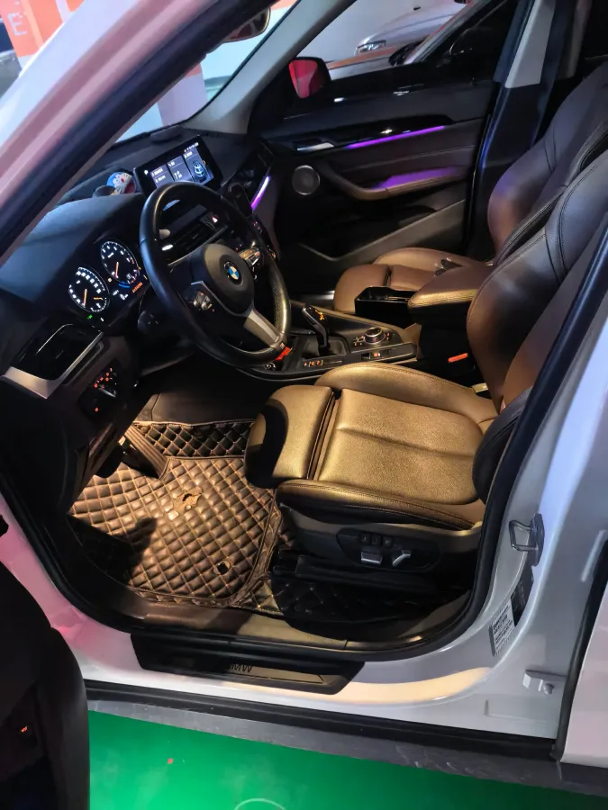 2021 BMW X1 2.0T 192HP L4 7DCT,autocango,china used car exporter,china ev exporter,chinese used car exporter,chinese used ev exporter