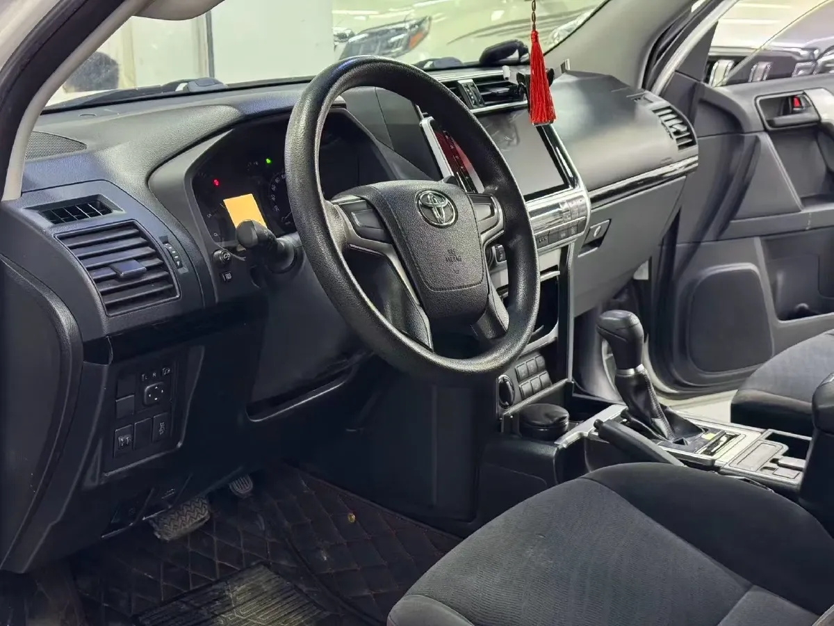 2015 Jaguar XF 2.0T 240HP L4 8AT,autocango,china used car exporter,china ev exporter,chinese used car exporter,chinese used ev exporter