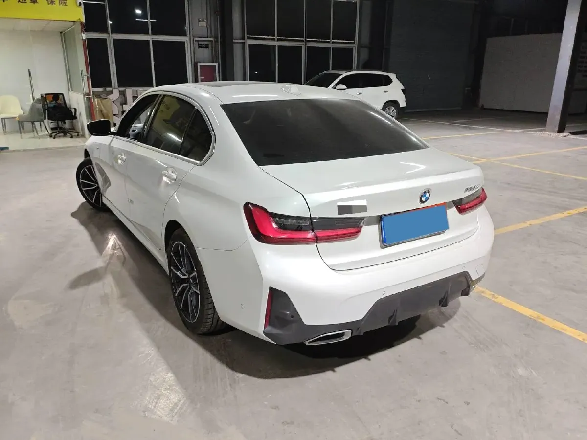 2025 BMW 3 Series 2.0T 184HP L4 8AT,autocango,china used car exporter,china ev exporter,chinese used car exporter,chinese used ev exporter