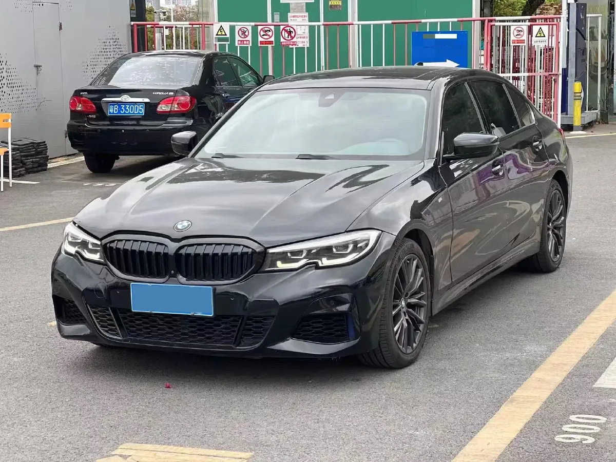 2021 BMW 3 Series 2.0T 184HP L4 8AT,autocango,china used car exporter,china ev exporter,chinese used car exporter,chinese used ev exporter