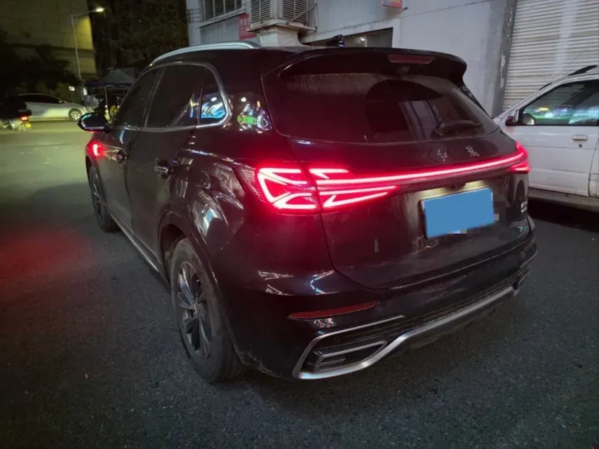 2023 HongQi HS5 2.0T 252HP L4 8AT,autocango,china used car exporter,china ev exporter,chinese used car exporter,chinese used ev exporter