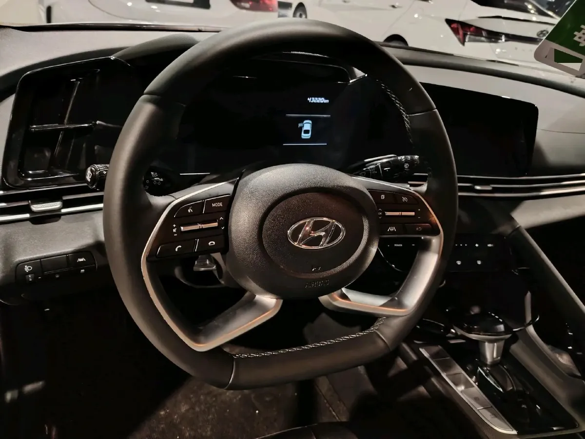 2022 Hyundai Elantra 1.5L 115HP L4 CVT,autocango,china used car exporter,china ev exporter,chinese used car exporter,chinese used ev exporter