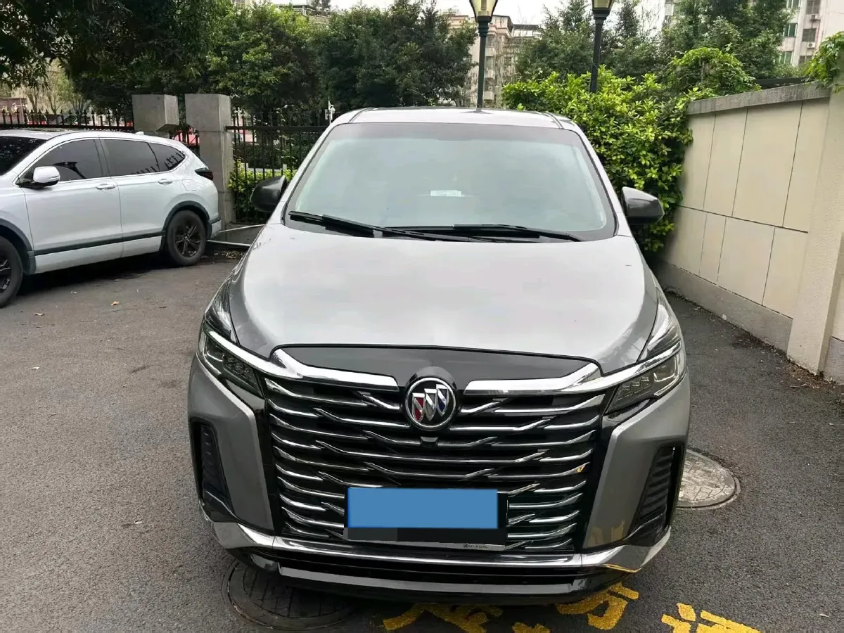 2023 Buick GL8 2.0T 237HP L4 9AT,autocango,china used car exporter,china ev exporter,chinese used car exporter,chinese used ev exporter