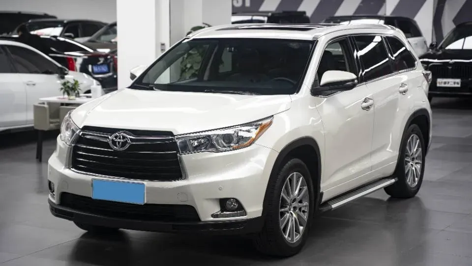2017 Toyota Highlander 2.0T 220HP L4 6AT,autocango,china used car exporter,china ev exporter,chinese used car exporter,chinese used ev exporter