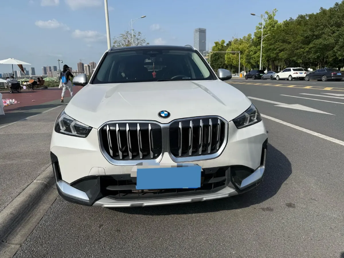 2023 BMW X1 1.5T 156HP L3 7DCT,autocango,china used car exporter,china ev exporter,chinese used car exporter,chinese used ev exporter