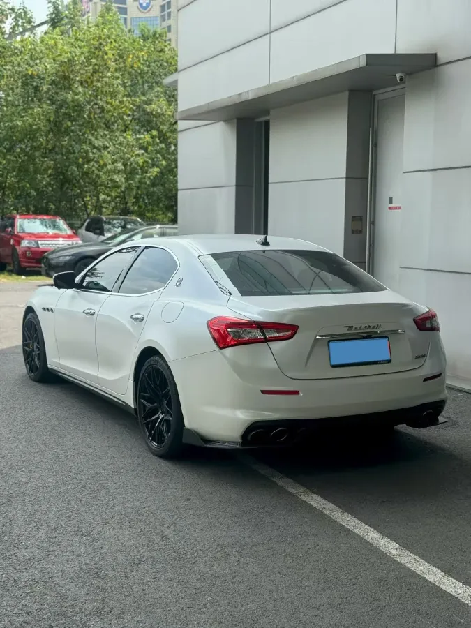 2018 Maserati Ghibli 3.0T 350HP V6 8AT,autocango,china used car exporter,china ev exporter,chinese used car exporter,chinese used ev exporter